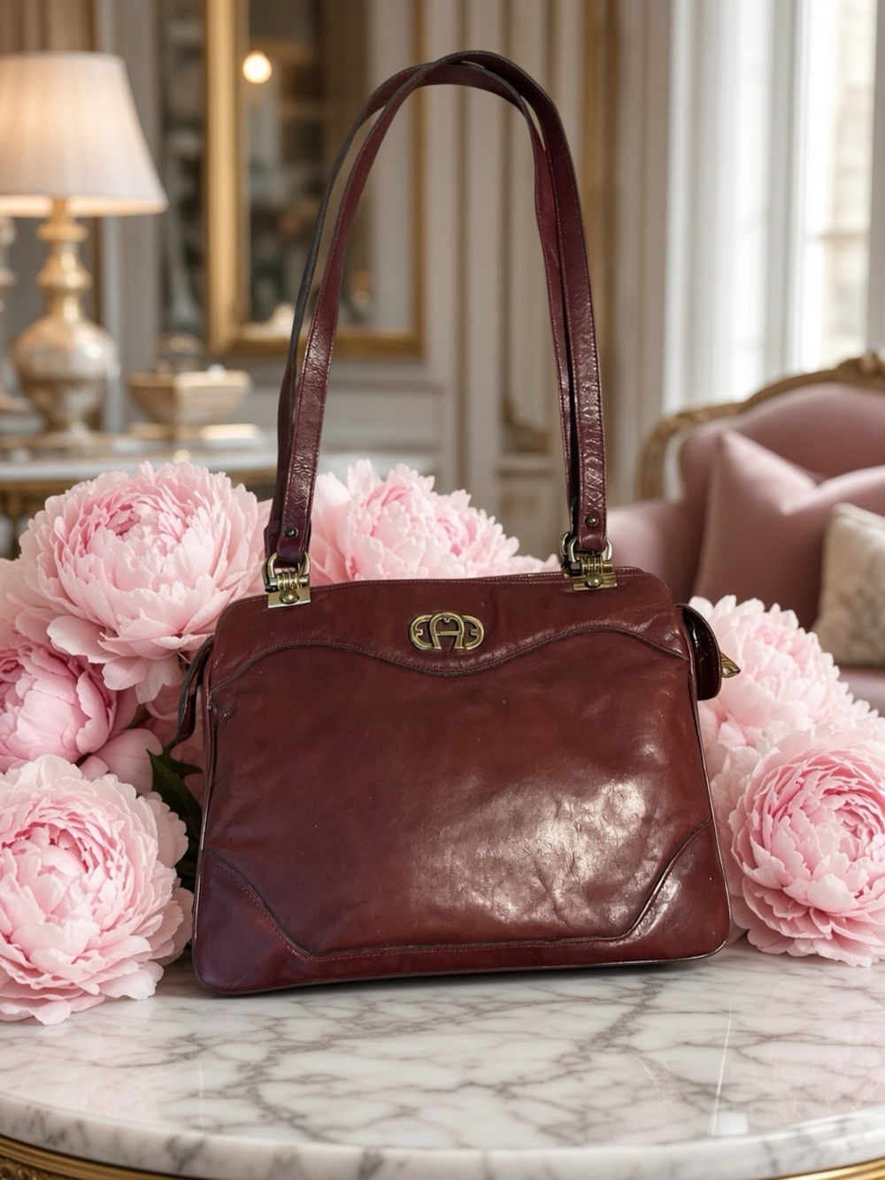 vintage Etienne Aigner shoulder bag